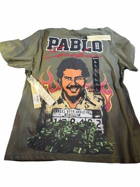 Reason X Pablo Escobar El Patrón Mugshot Streetwear Tee Olive Green Large NEW